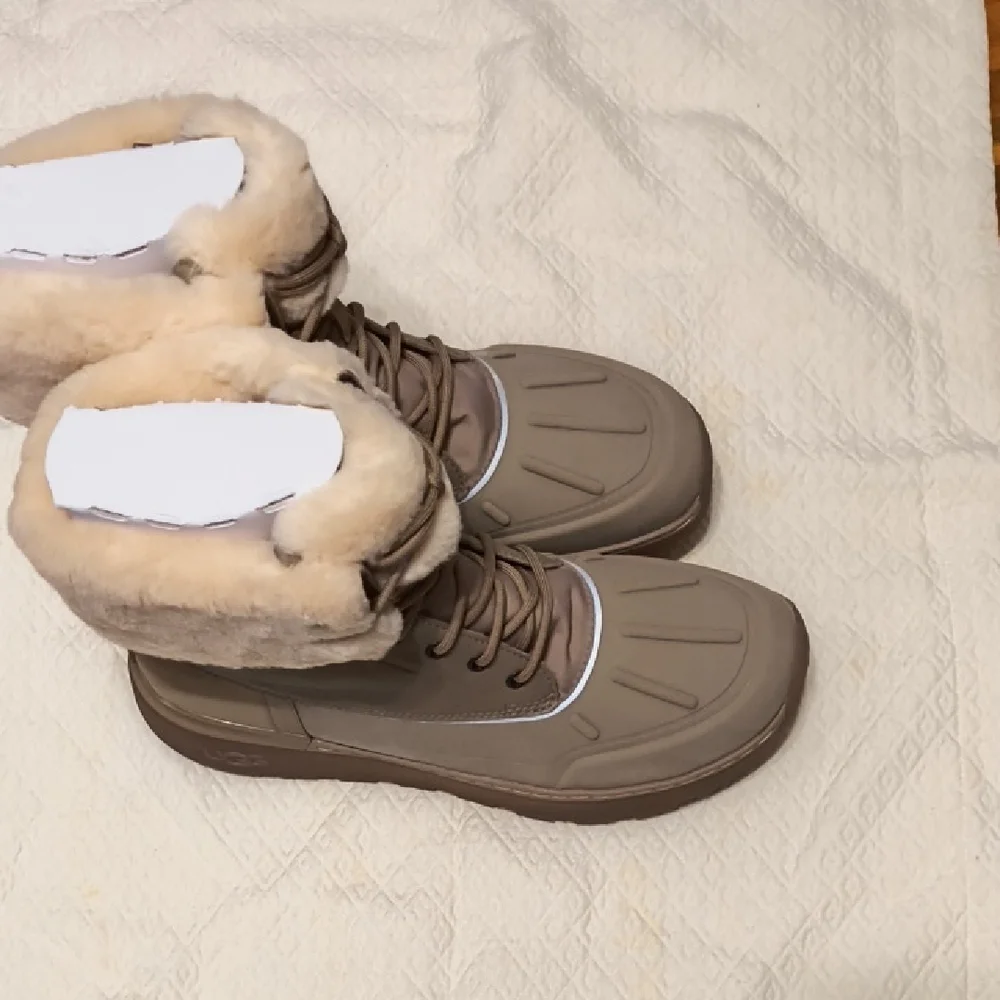 UGG Waterproof City Butte Dune Boot